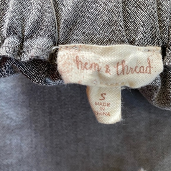 Hem & Thread Pants Jumpsuit Front Buttons Tie Back, Wide Leg Size: Small - Picture 13 of 15